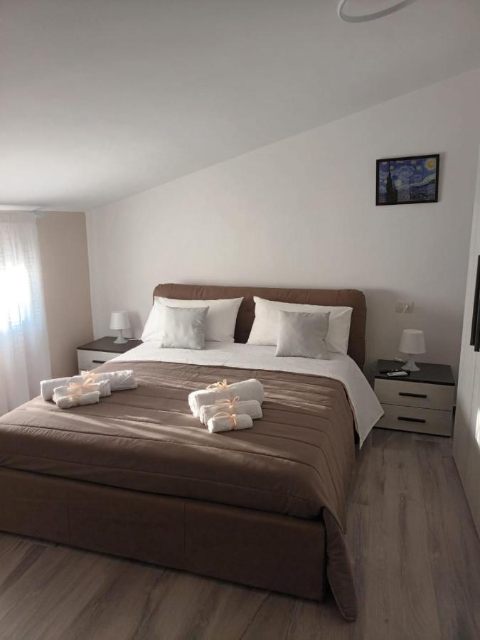 B&B Carpe Diem Caserte Extérieur photo